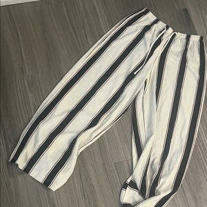 H&M Women's Black and White Striped Chinos